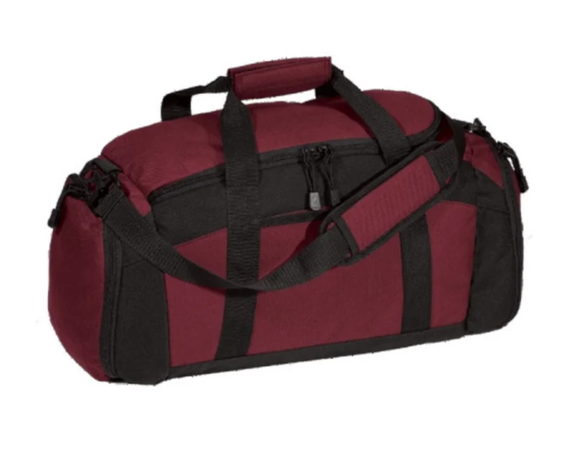 Bolsas y mochilas del catálogo de Bordados Mario's; imagen completa de referencia