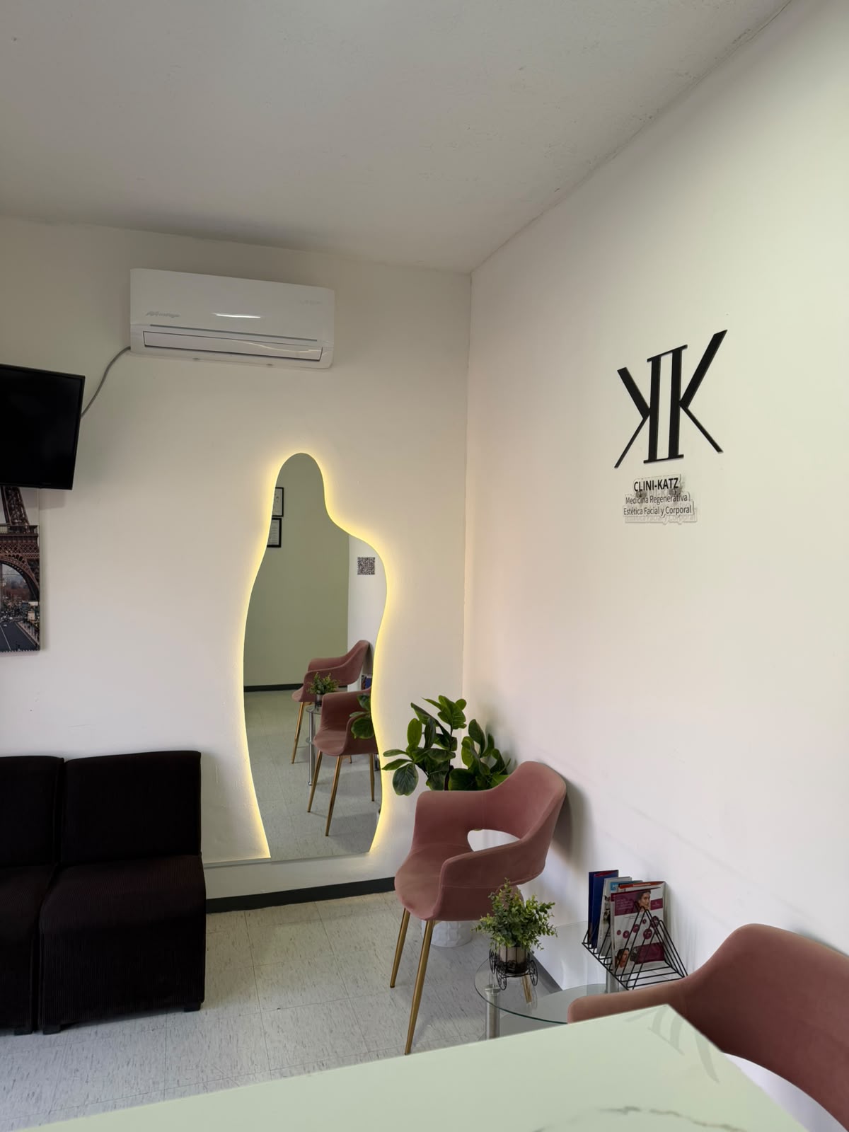 Sala de espera privada para clientes